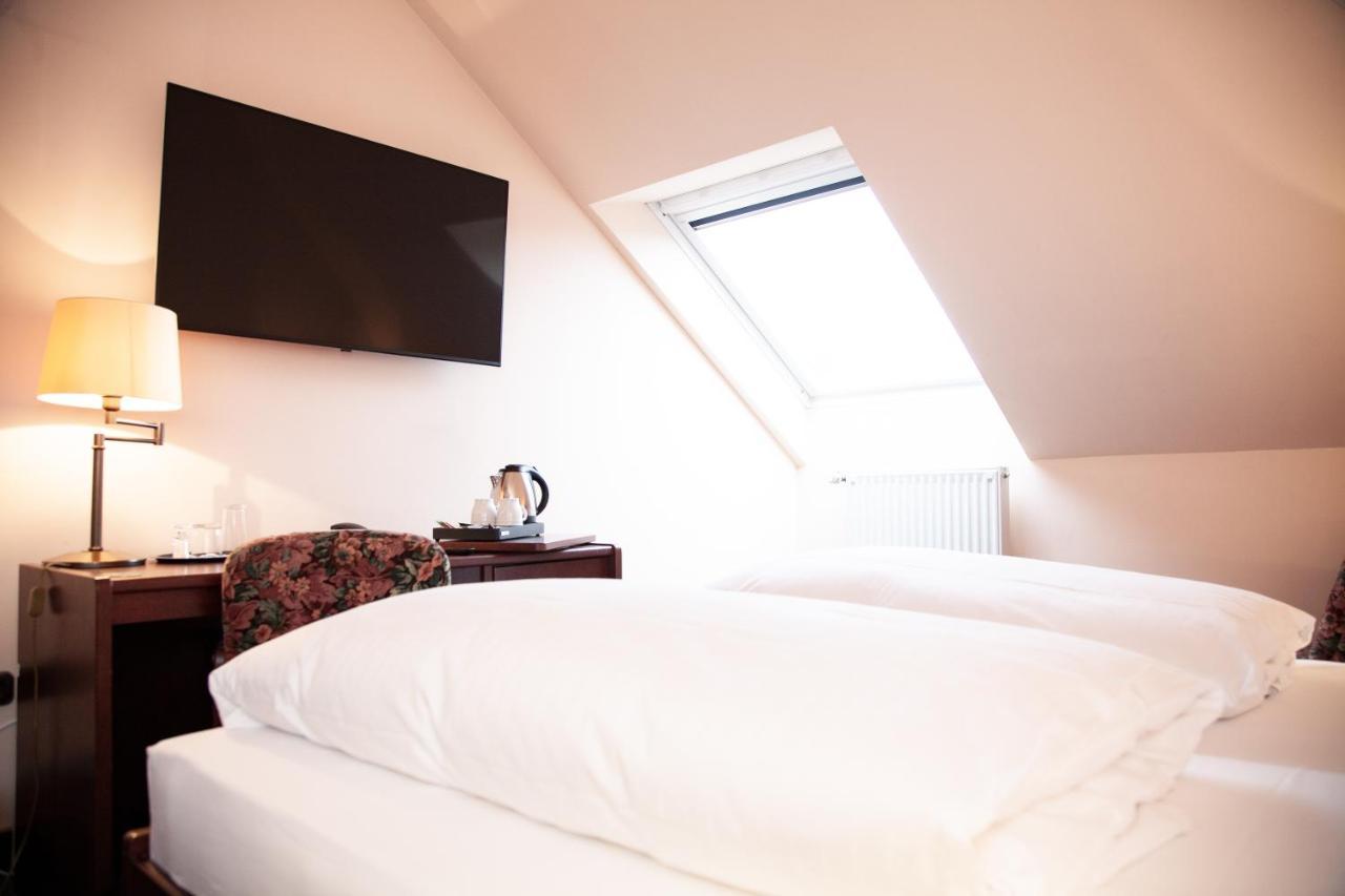 Hotel Lonac Duisburg Kültér fotó